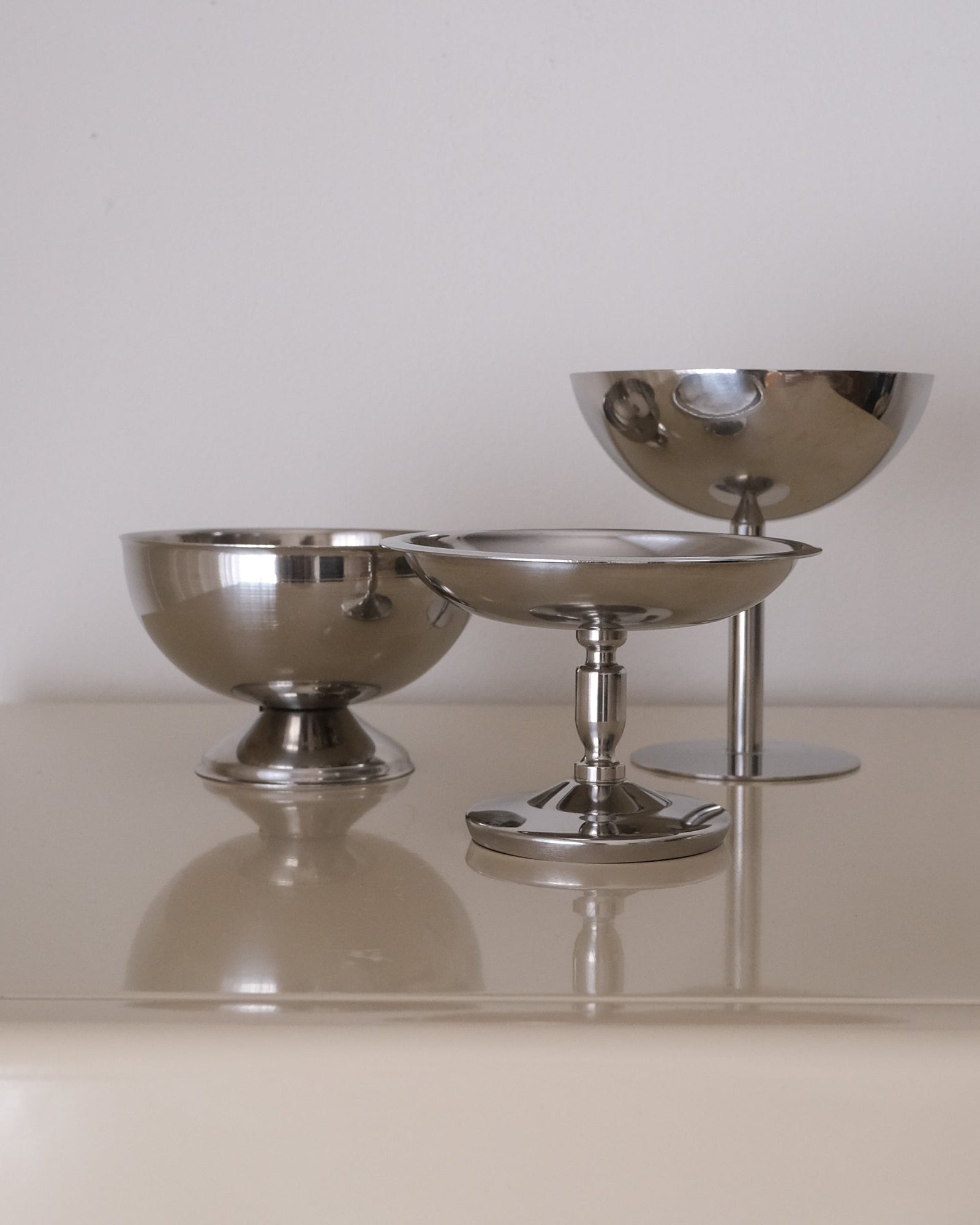 Shiloh olive coupe