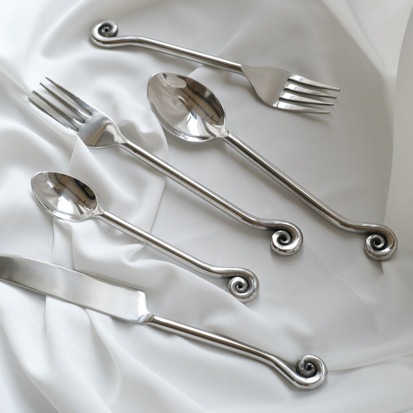 Mira cutlery
