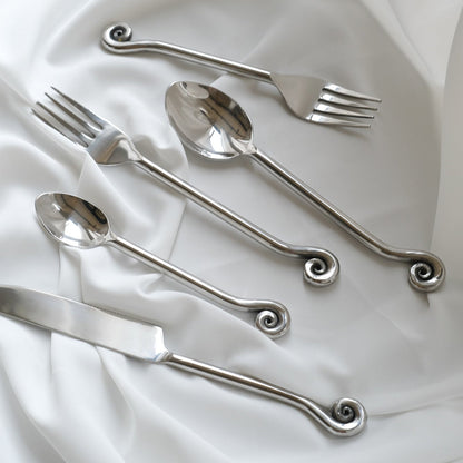 Mira cutlery